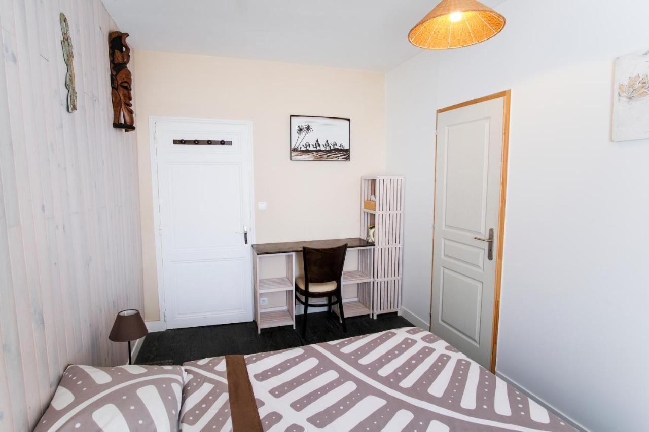 Les Gues Rivieres Bed & Breakfast Pujols  Ngoại thất bức ảnh