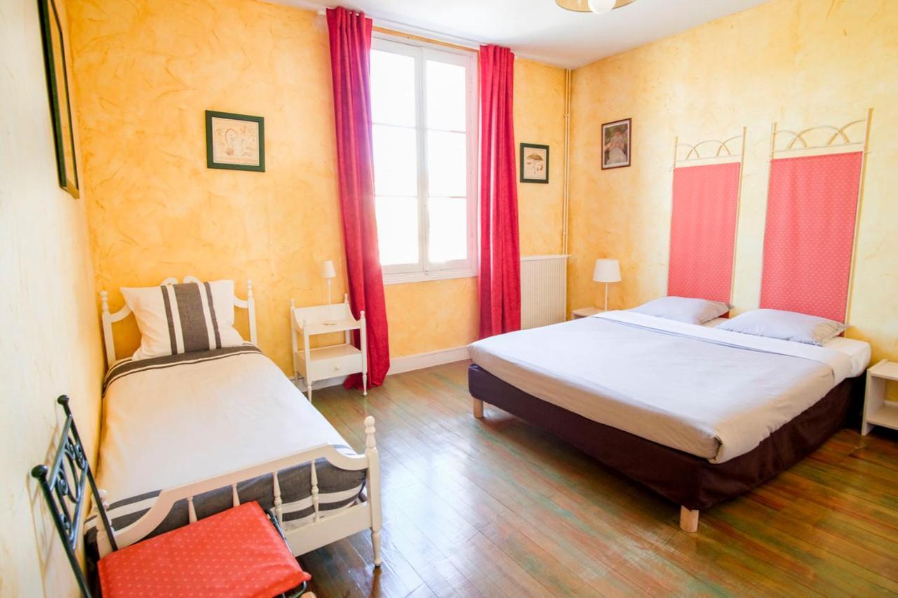 Les Gues Rivieres Bed & Breakfast Pujols  Ngoại thất bức ảnh