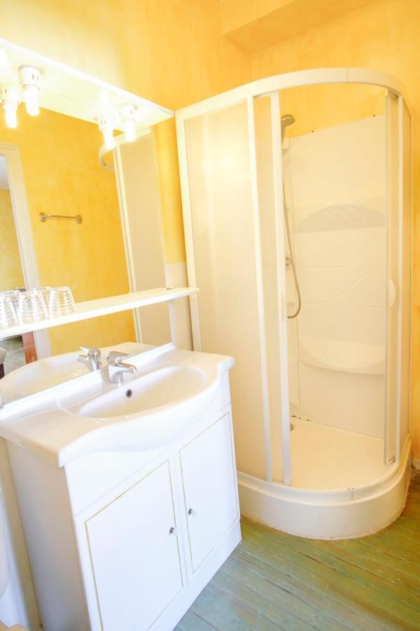 Les Gues Rivieres Bed & Breakfast Pujols  Ngoại thất bức ảnh