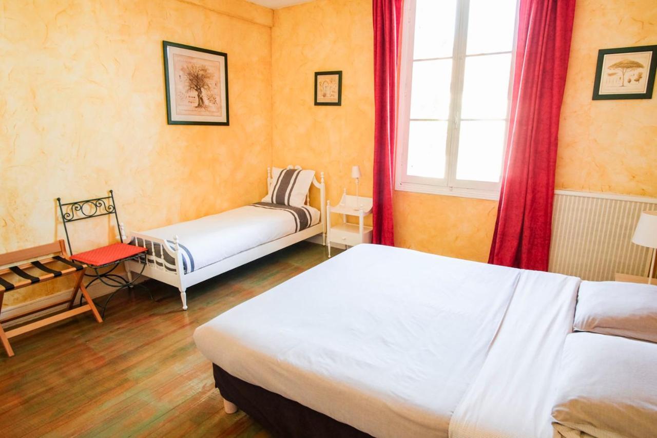 Les Gues Rivieres Bed & Breakfast Pujols  Ngoại thất bức ảnh
